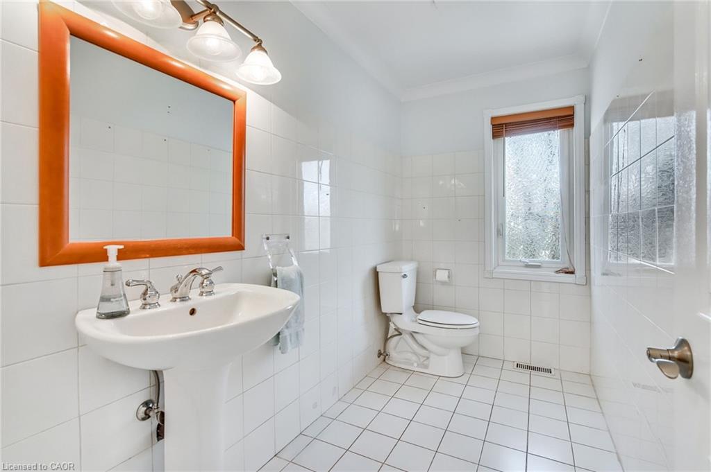 24 John Martin Crescent Property Photo 11