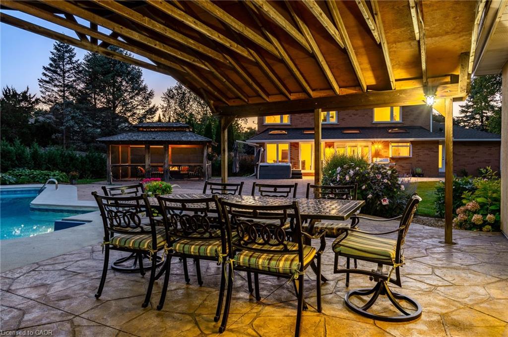 24 John Martin Crescent Property Photo 32