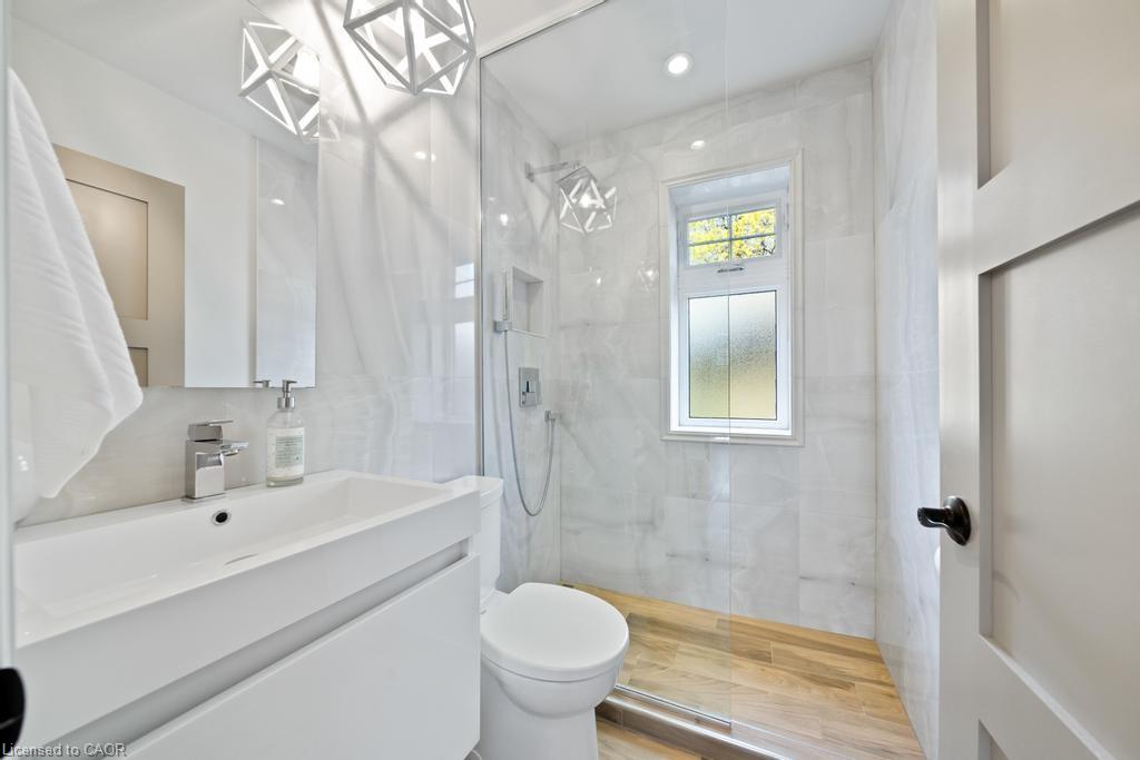 321 Guelph Line Property Photo 23