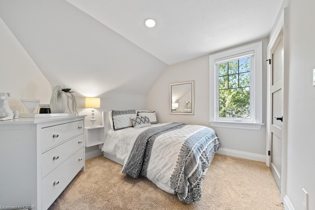 321 Guelph Line Property Photo 28