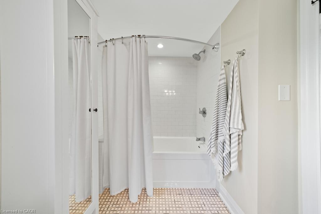 321 Guelph Line Property Photo 33