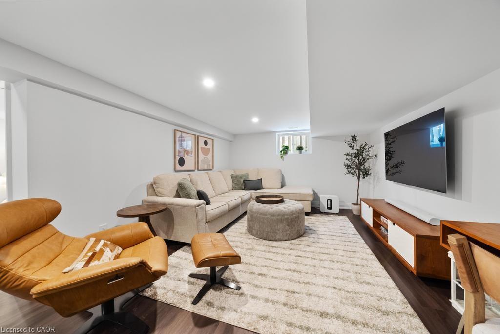 321 Guelph Line Property Photo 35