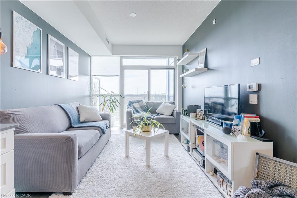 409-681 Yonge Street Property Photo 7