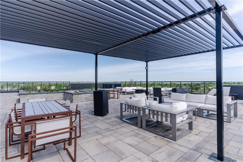 409-681 Yonge Street Property Photo 21