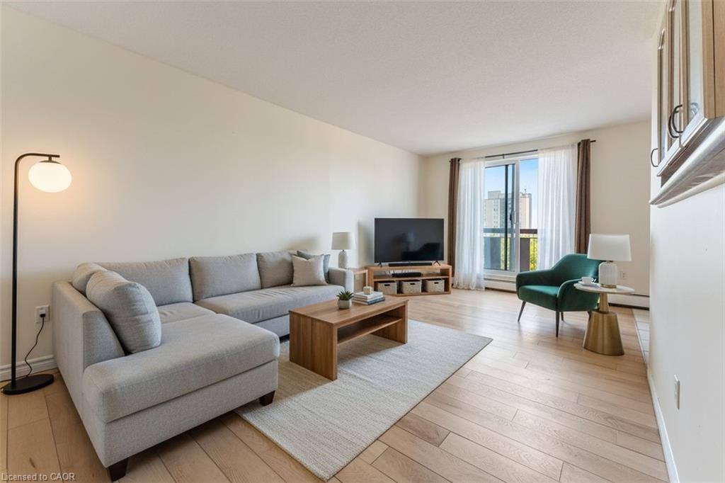 802-851 Queenston Road Property Photo 6