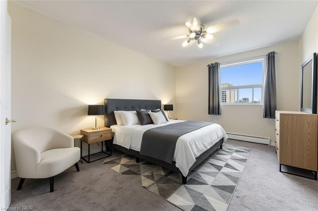 802-851 Queenston Road Property Photo 11