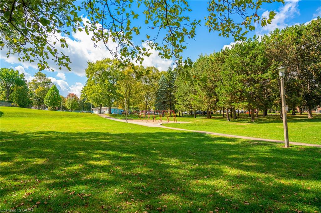 5201 Valley Way Property Photo 7