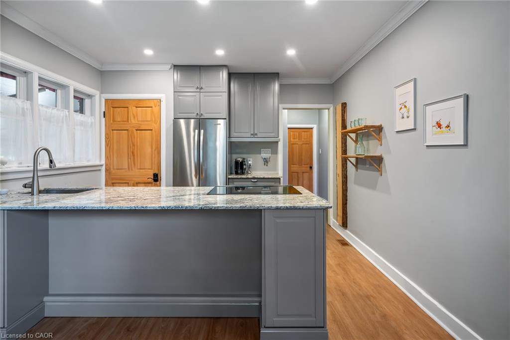 5201 Valley Way Property Photo 13