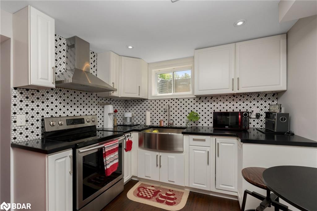 28 Newby Court Property Photo 32