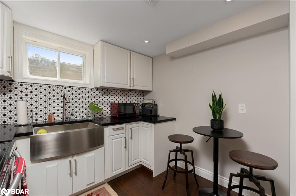 28 Newby Court Property Photo 33