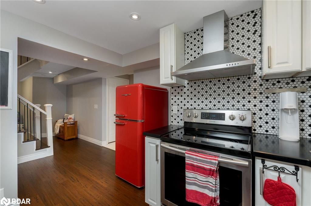 28 Newby Court Property Photo 34