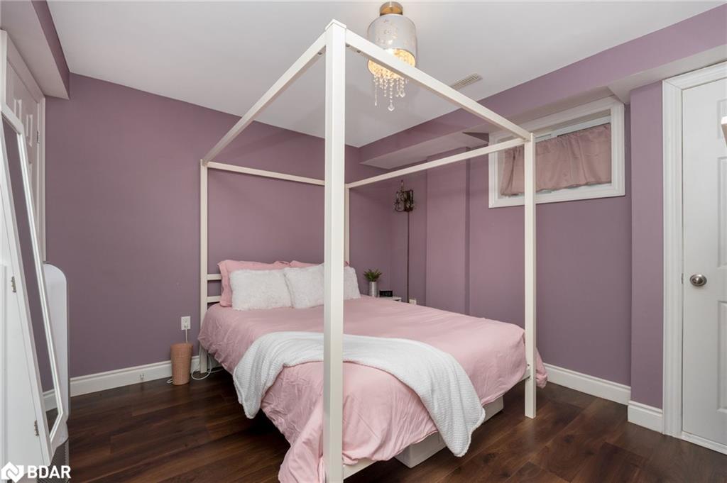 28 Newby Court Property Photo 35