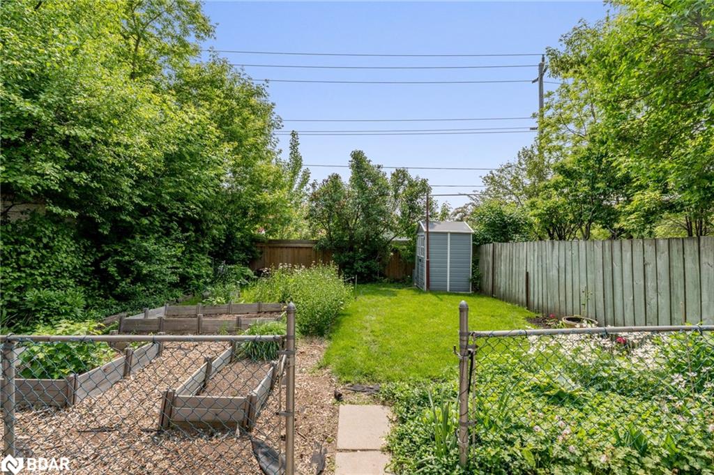 28 Newby Court Property Photo 43