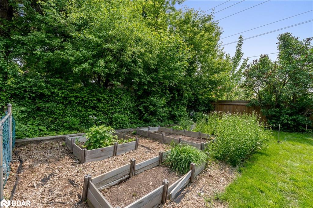 28 Newby Court Property Photo 45