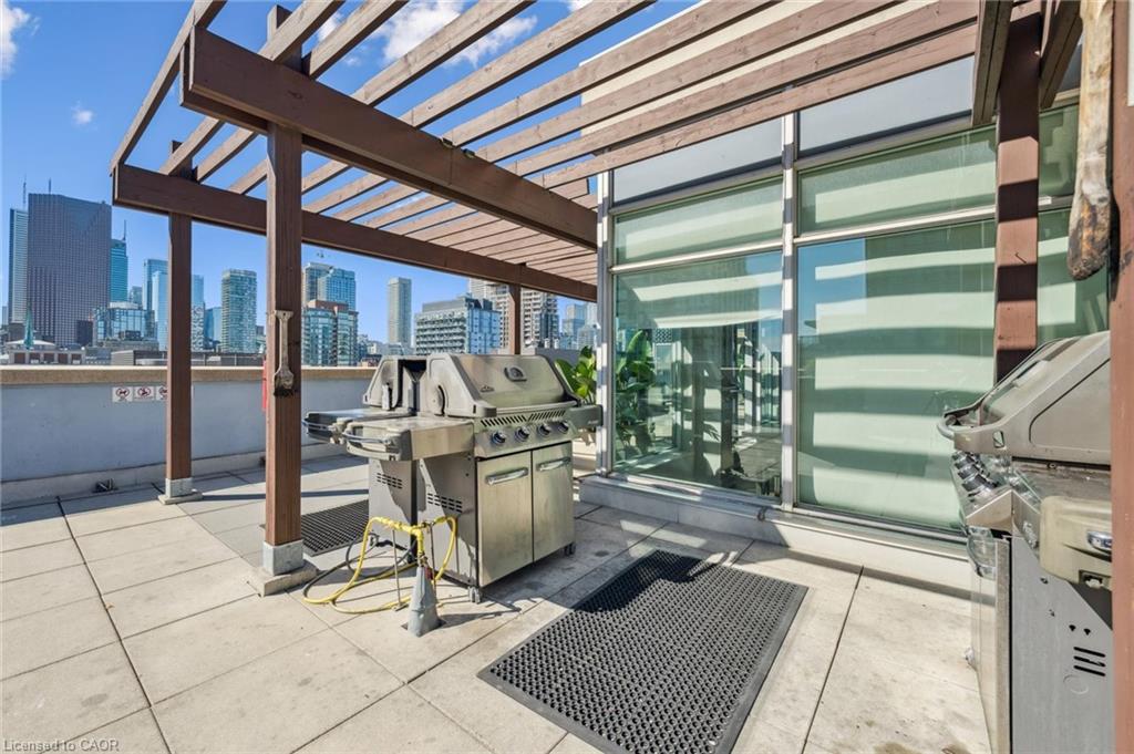 1109-230 King Street E Property Photo 30