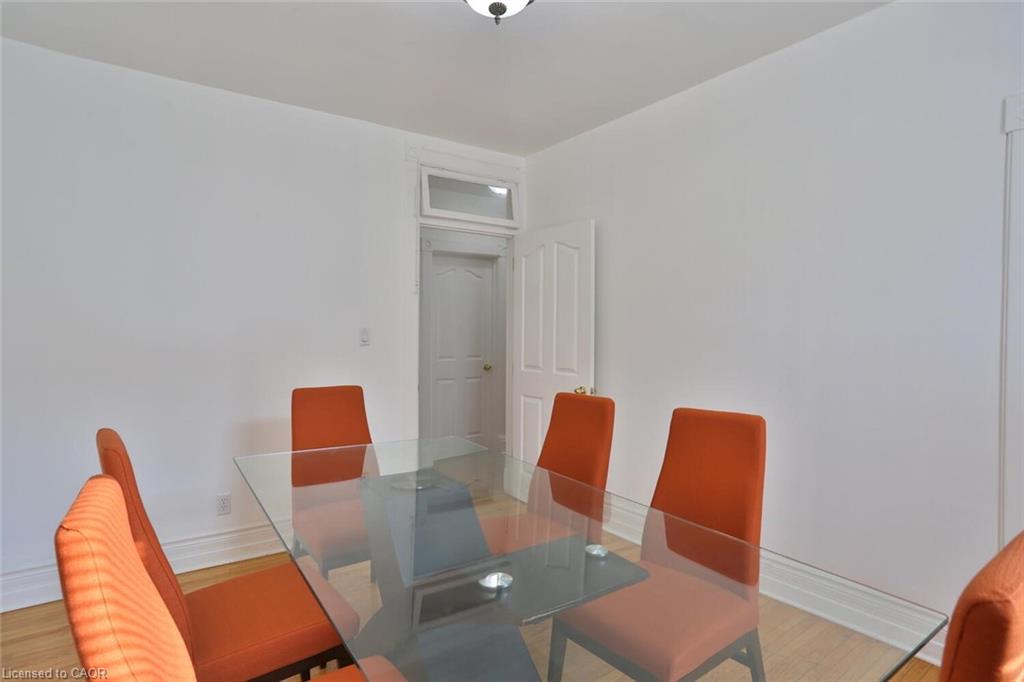 127 Duke Street E Property Photo 25