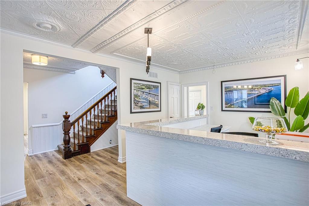 42 Ontario Street Property Photo 5