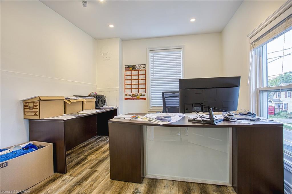 42 Ontario Street Property Photo 23