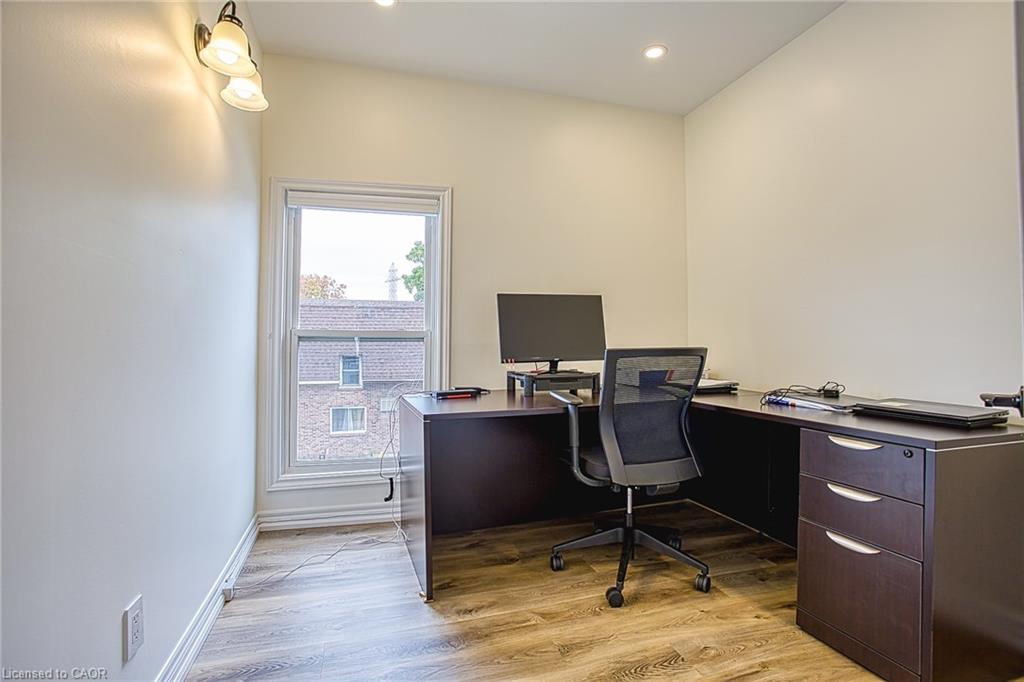 42 Ontario Street Property Photo 25