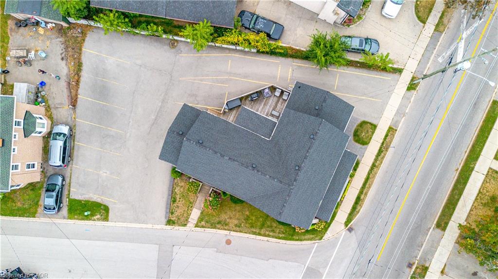 42 Ontario Street Property Photo 34