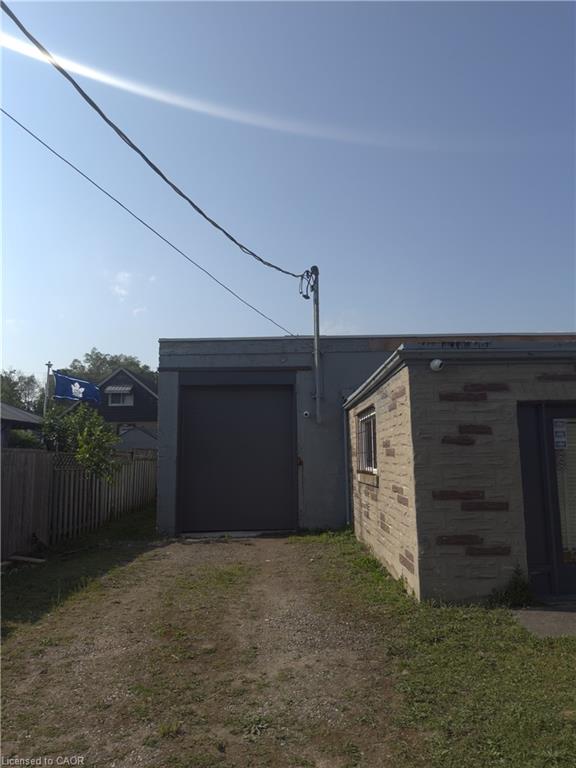 8 Munch Avenue Property Photo 1