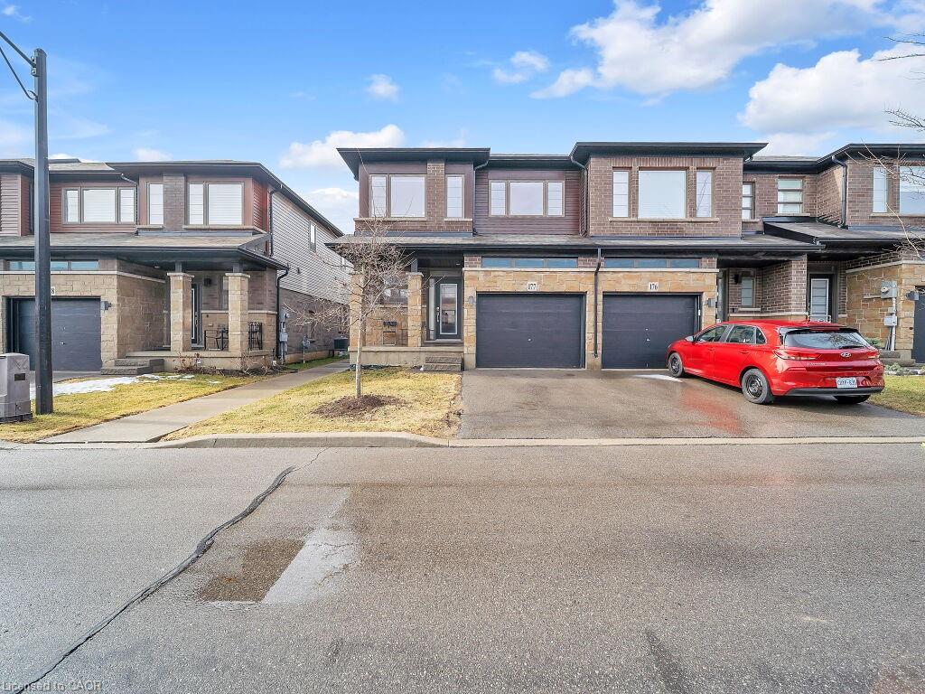 30 Times Square Boulevard Property Photo 1