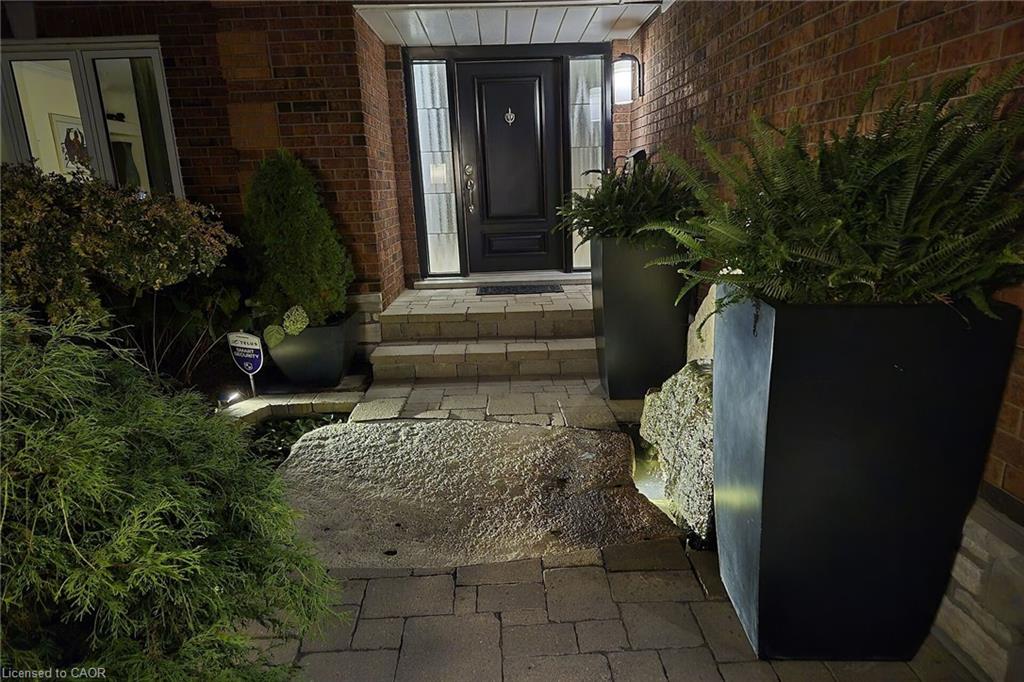 1574 Heritage Way Property Photo 42