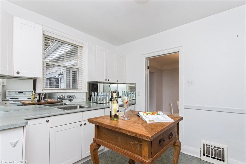 19 Gilmore Place Property Photo 13