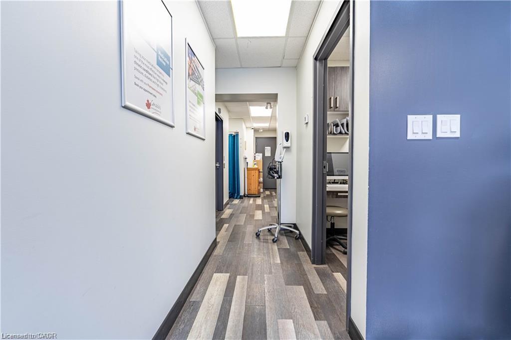 10 Main Street Property Photo 22