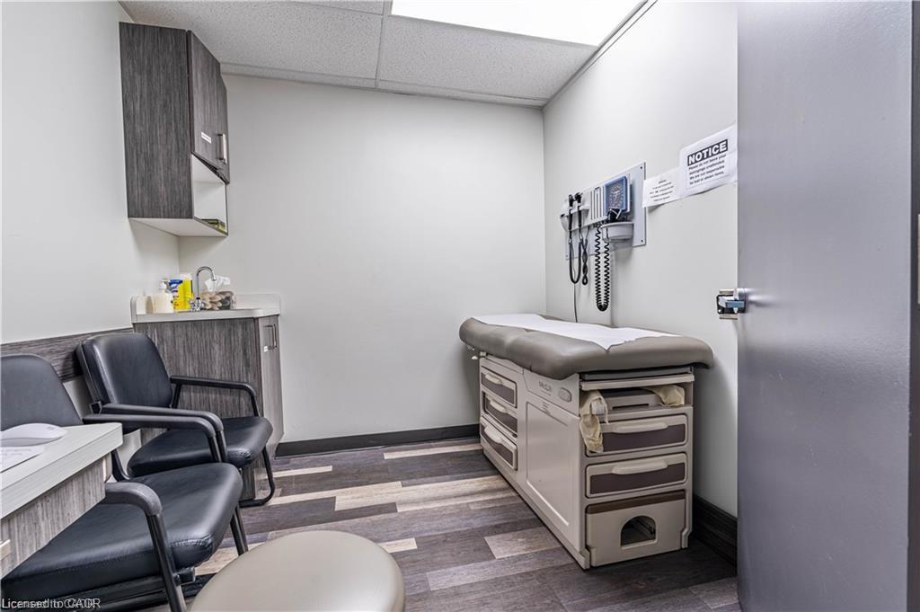 10 Main Street Property Photo 24