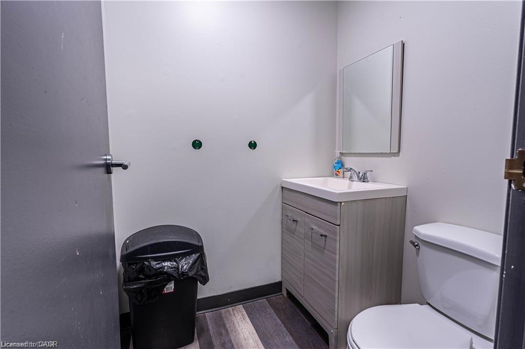 10 Main Street Property Photo 30