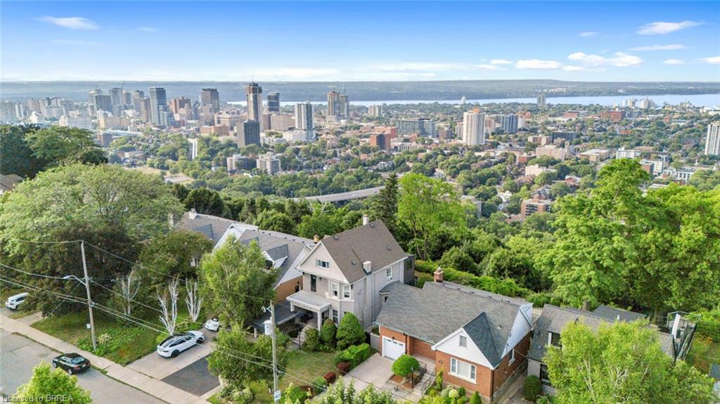 47 Mountain Park Avenue Property Photo 1