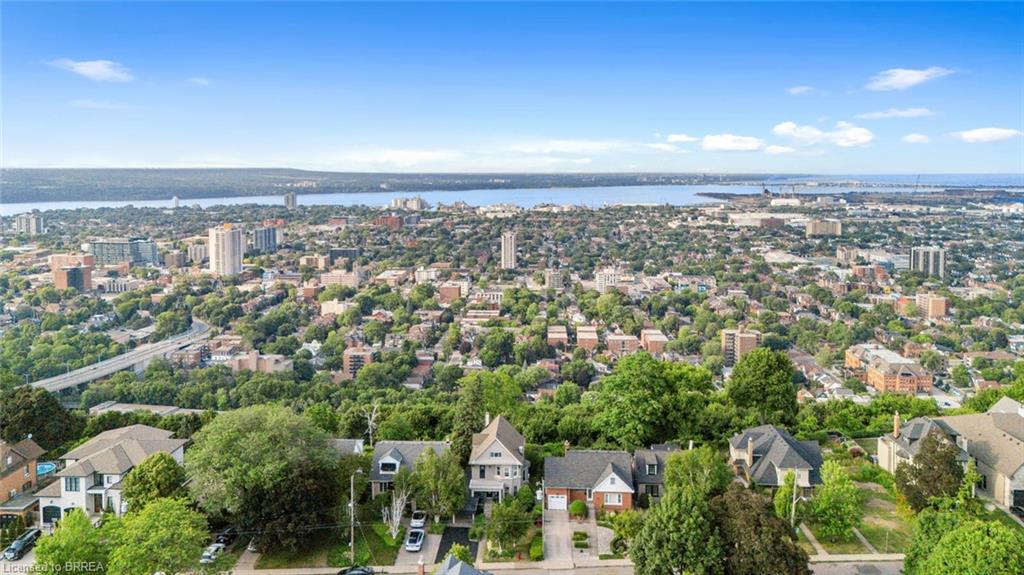 47 Mountain Park Avenue Property Photo 2