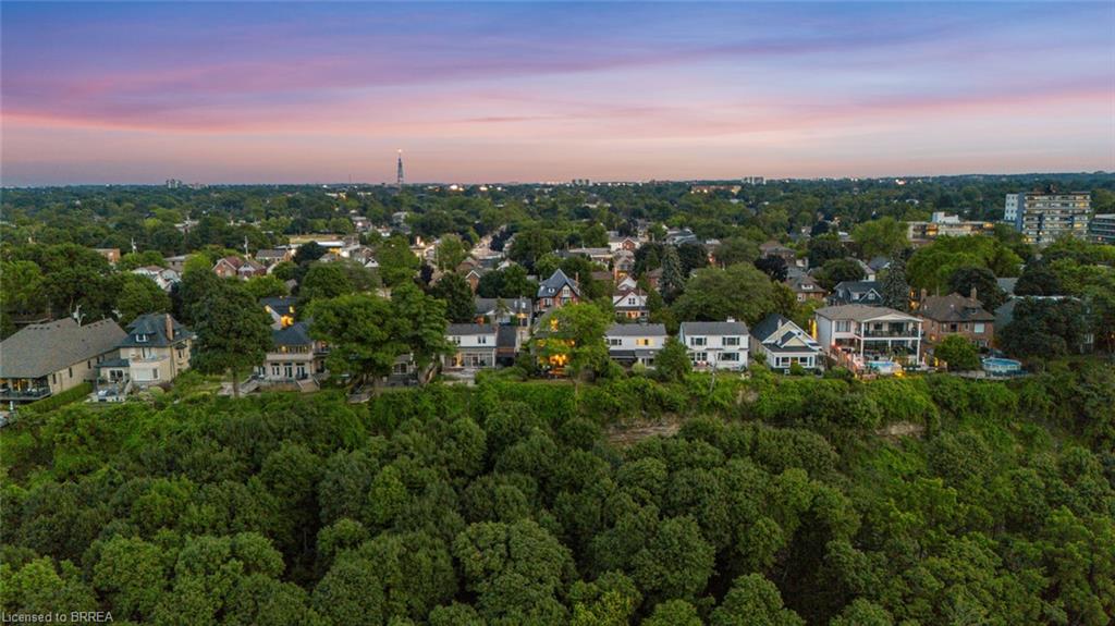 47 Mountain Park Avenue Property Photo 14