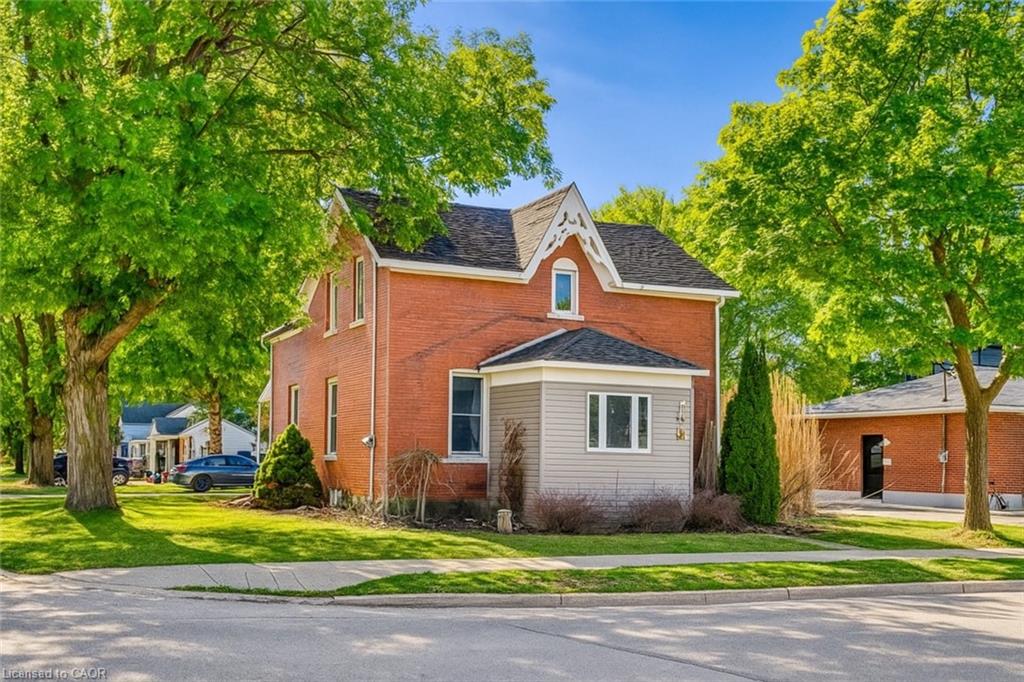 137 Wellington Street Property Photo 1