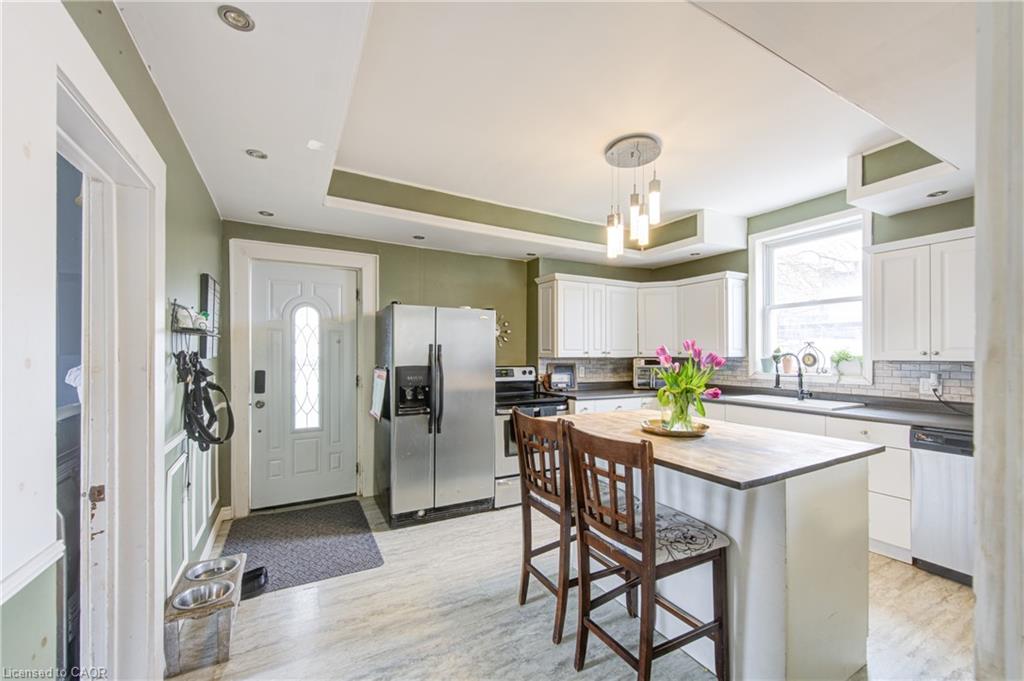 137 Wellington Street Property Photo 7