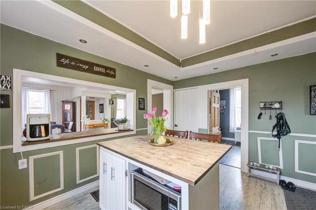 137 Wellington Street Property Photo 9