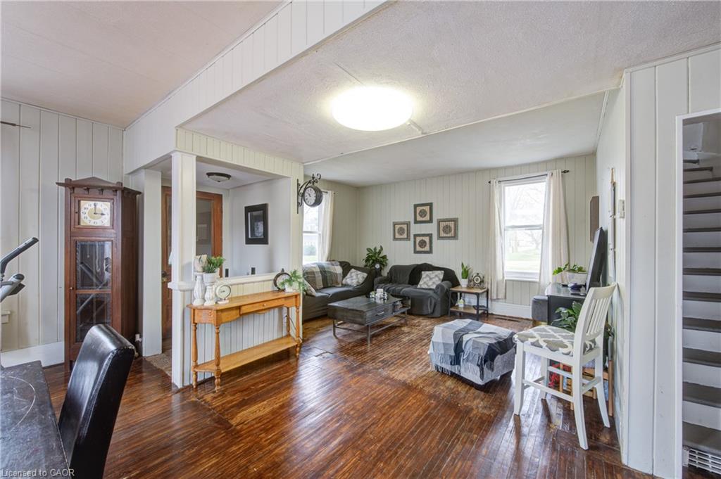 137 Wellington Street Property Photo 15