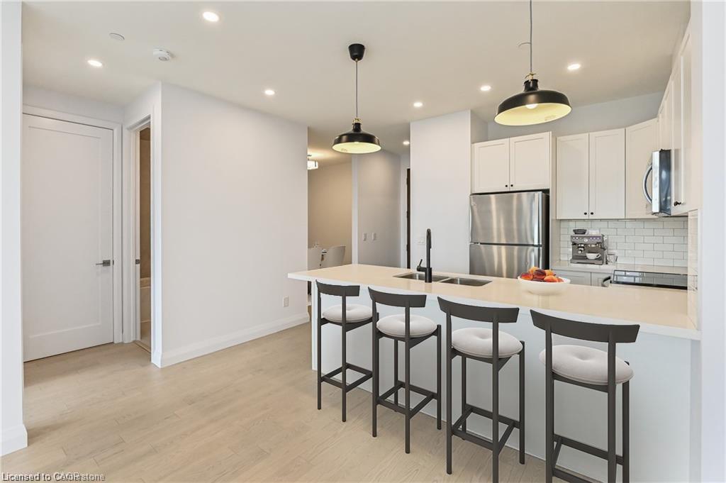 507-101 Locke Street S Property Photo 7