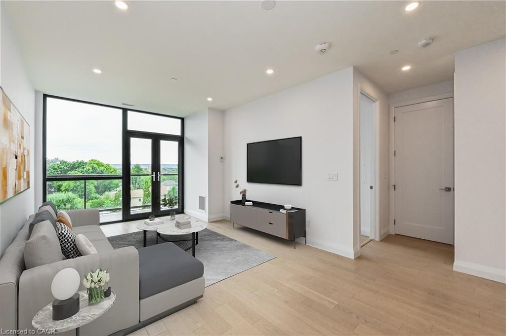 507-101 Locke Street S Property Photo 11