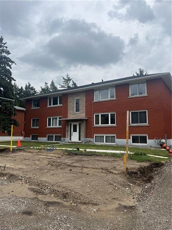 6-775 Frederick Street Property Photo 1