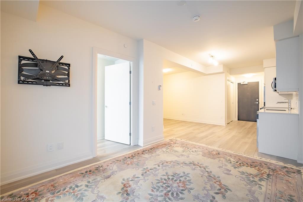 310-385 Winston Road Property Photo 15