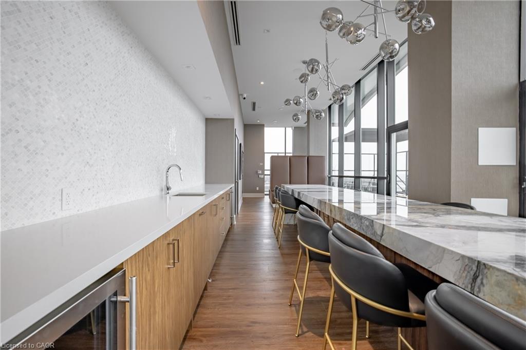 310-385 Winston Road Property Photo 25