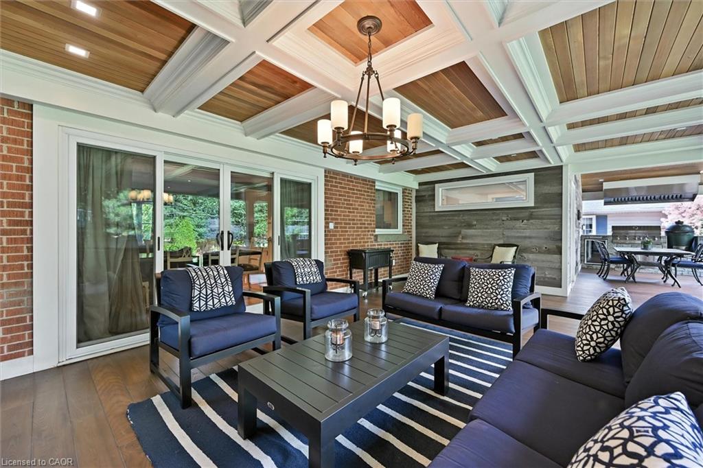 2147 Paisley Avenue Property Photo 2