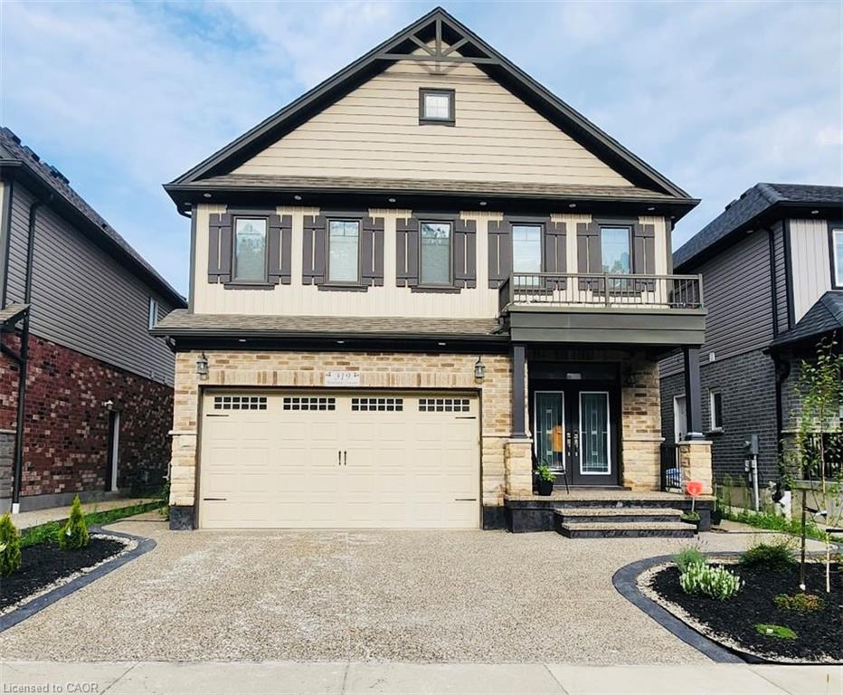 319 Moorlands Crescent Property Photo 1