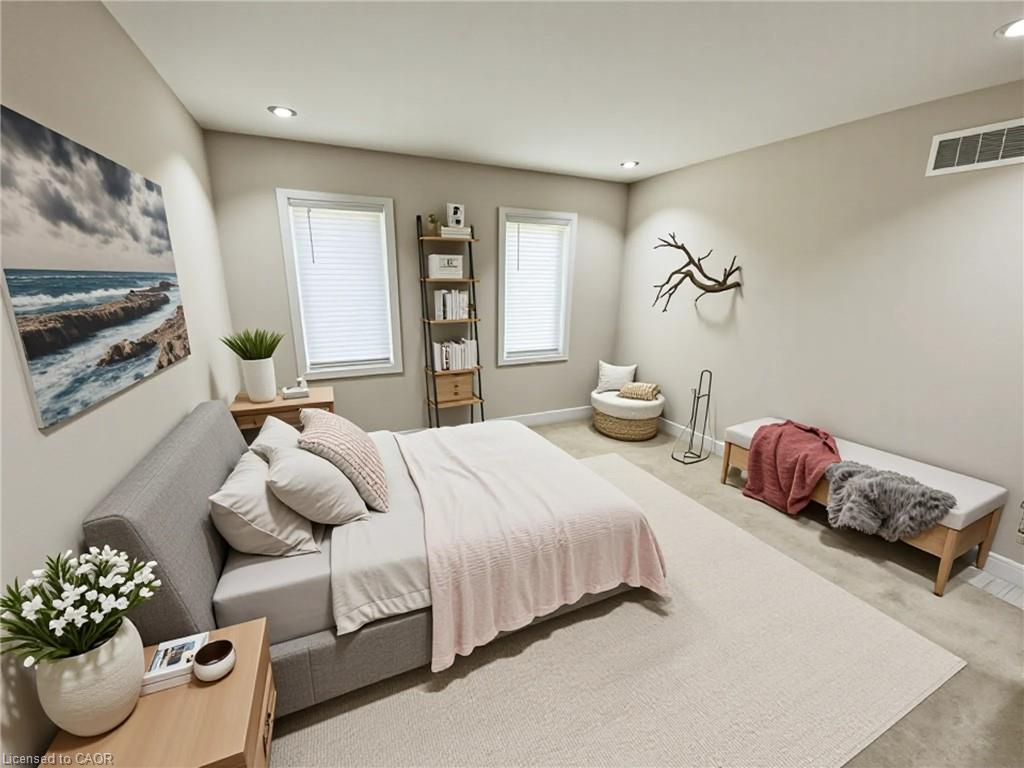 319 Moorlands Crescent Property Photo 12