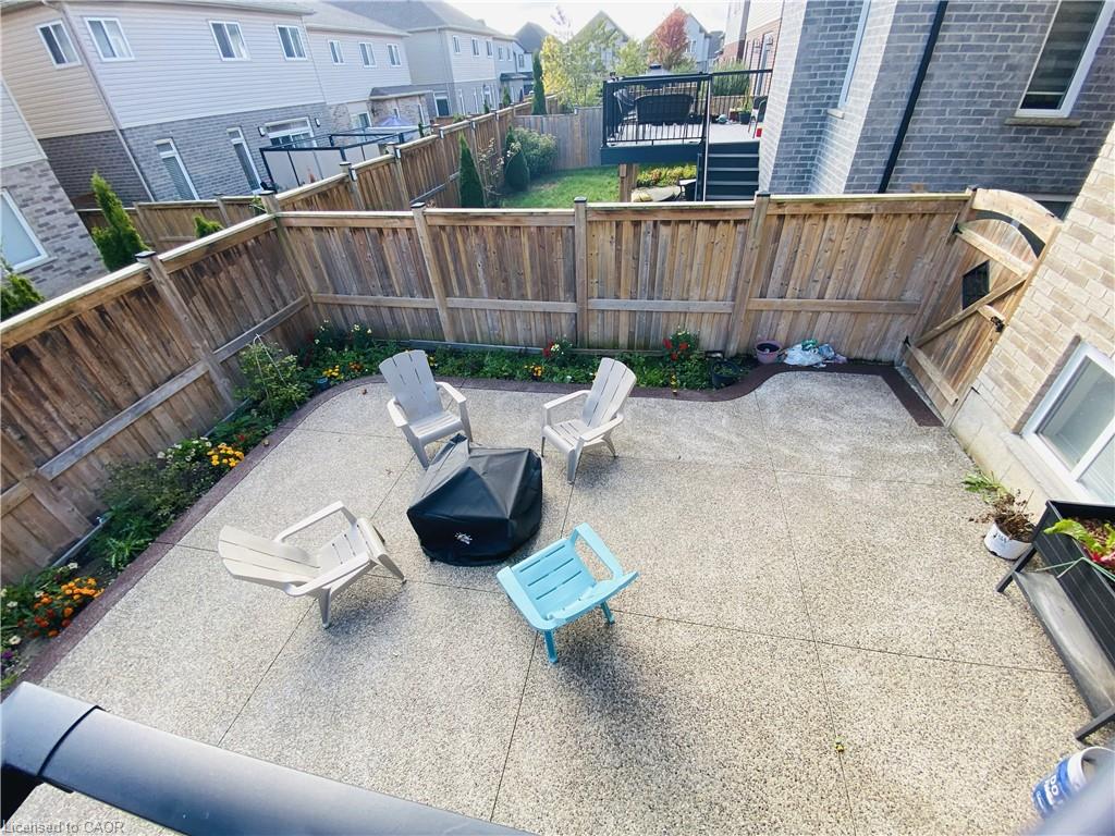 319 Moorlands Crescent Property Photo 22