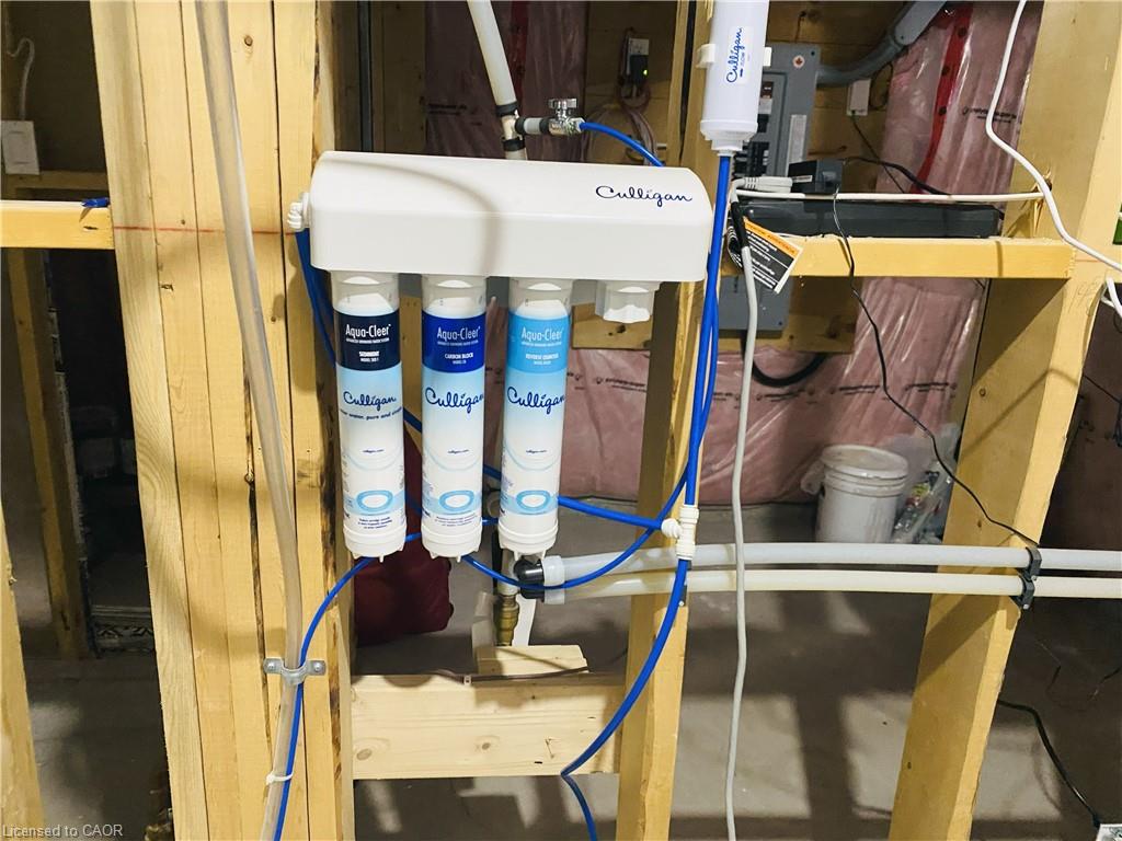 319 Moorlands Crescent Property Photo 26