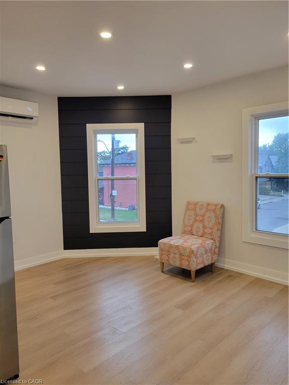 2-262 Robert Street Property Photo 3