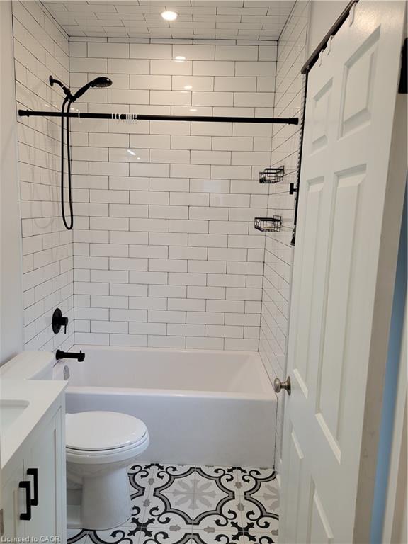 2-262 Robert Street Property Photo 7